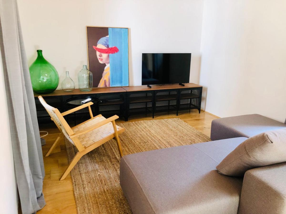 Seayou!***Charming 1-Bedroom Rental Unit In The Old City Center Of Đảo Cres Ngoại thất bức ảnh